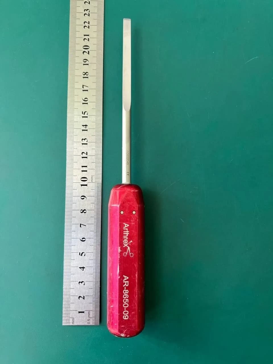 Arthrex Surgical 5.5mm Straight Osteotome AR-8650-09