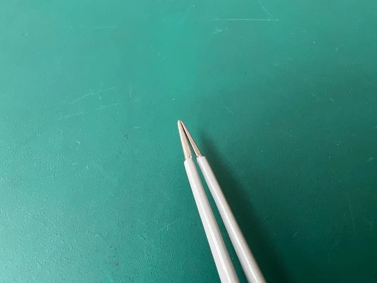 Біполярний пінцет Aesculap GK730 0.9mm 200mm 8″