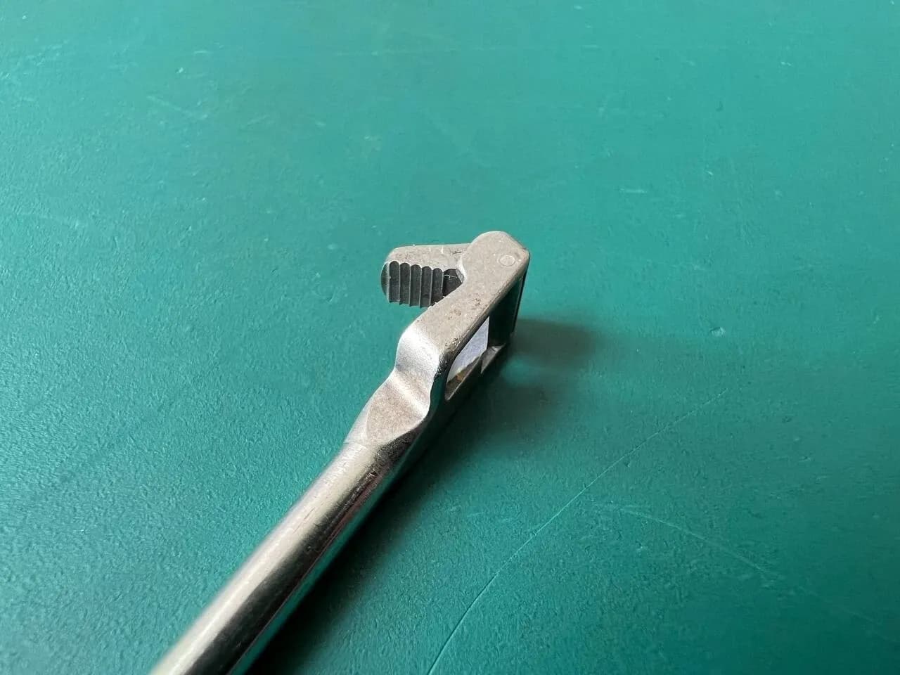 Артроскопічний BackBiter Arthrotek 901153, 3.4mm, прямий, лівий