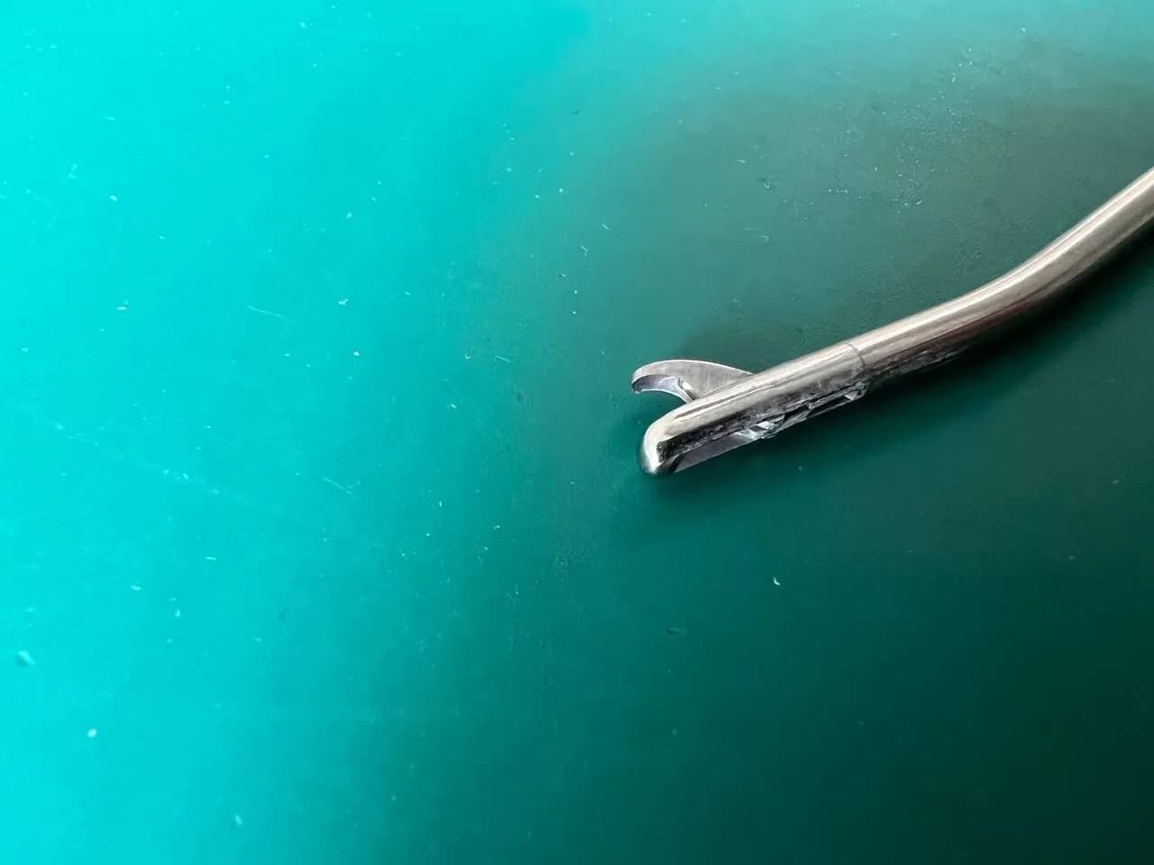 Затискач для дрібних суглобів Linvatec Shutt 1.1631, тупий наконечник, 3.4mm, 15° вгору, 130mm