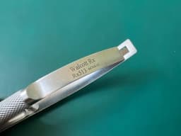 Голкотримач Walcott Rx513 Barraquer, делікатний вигнутий, гладкі губки 9mm