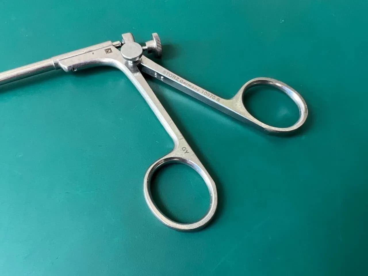 Karl Storz 10970S Surgical Forceps 5 mm 22 cm