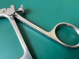 Karl Storz 10970S Surgical Forceps 5 mm 22 cm
