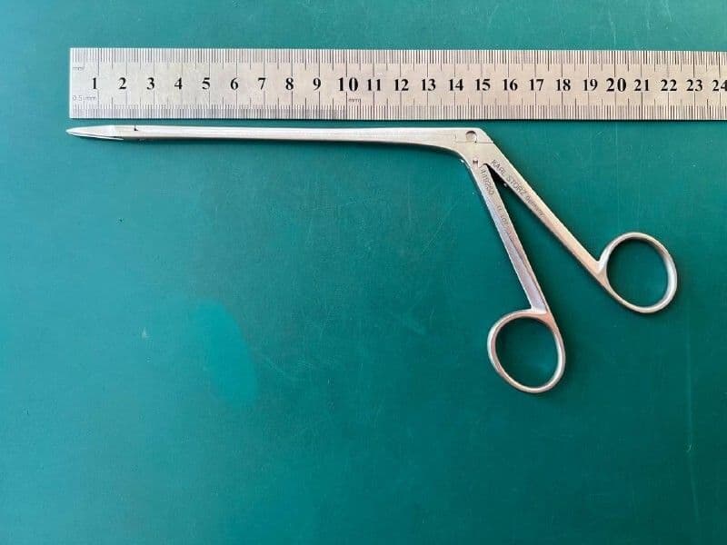 Karl Storz 449250 Nasal Scissors, ZURICH model, Cutting Length 18 mm, WL 14 cm