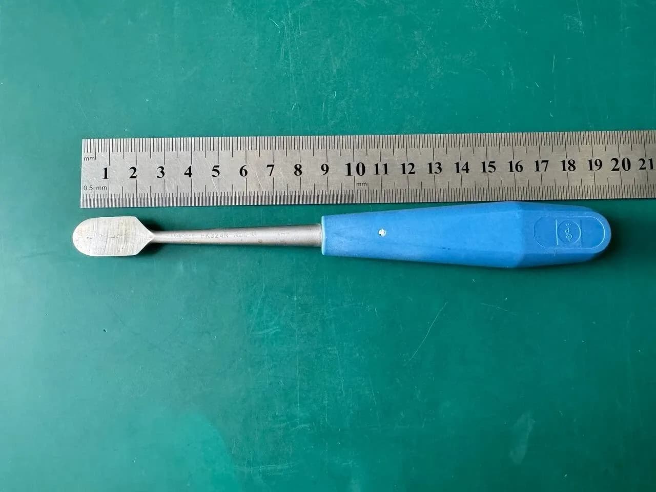 Распатор окісний Aesculap FK324R, 190 mm, 14.0 mm