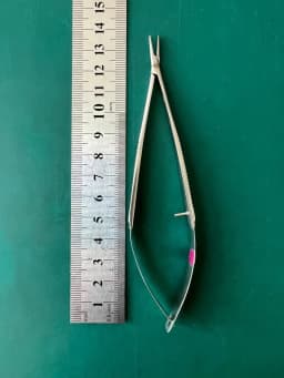 Storz E3862 Castroviejo Needle Holder, Straight, 10mm Jaws, 5.4”