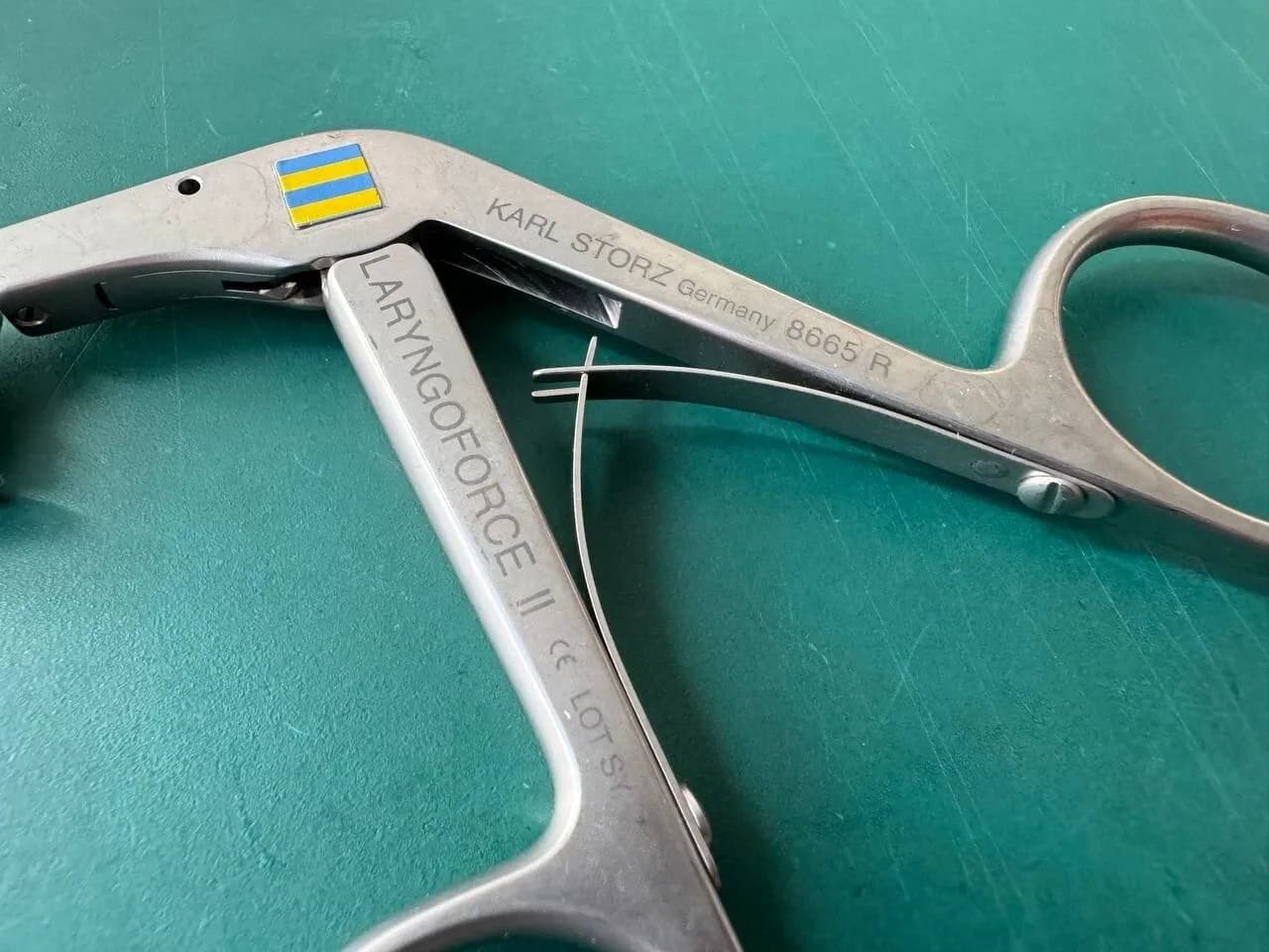 KARL STORZ 8665 R Steiner Laryngoforce II Clip Forceps, Jaws Curved Right 10"