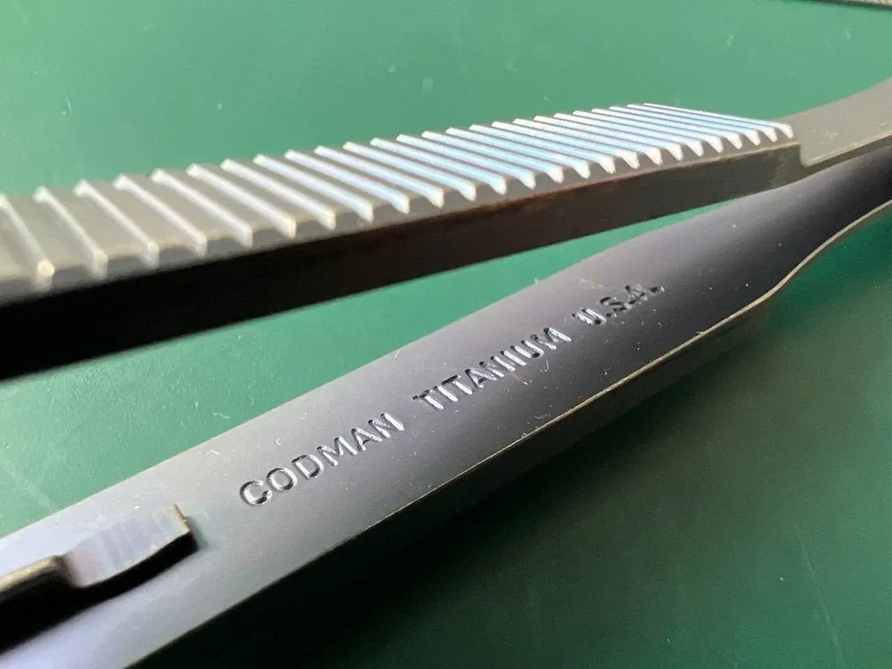Пінцет біполярний багнетний Codman Malis 80-1551 прямий, кінчик 1.5mm