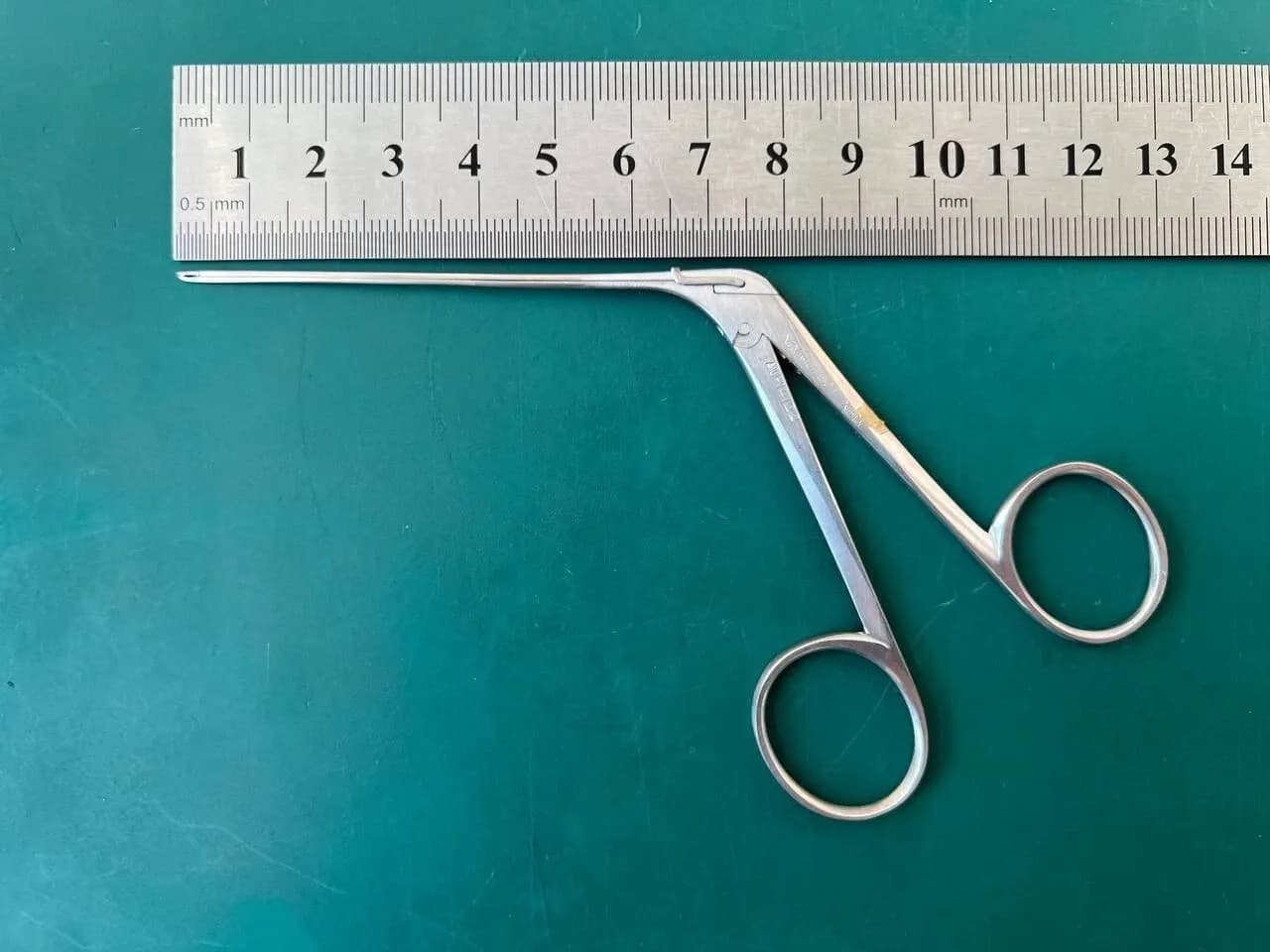 Пінцет ЛОР Wullstein V. Mueller AU14122, овальна чашка 0.9mmx4.5mm