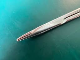 Голкотримач мікрохірургічний Scanlan 6006-28, 6-1/4″ (16.0 cm)