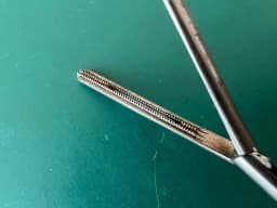 Лапароскопічний захоплювальний затискач Jarit 600-140 DeBakey 5 mm