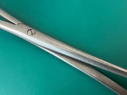 Затискач репозиційний Aesculap FO118 вигнутий 200 mm