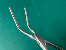 Aesculap FF105R CranioFix Holding Forceps 4.5" Overall Length