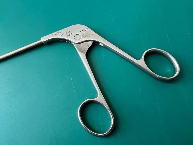 Acufex 012059 Stingray Basket Punch Left 2.3mm Arthroscopy 9-1/2"