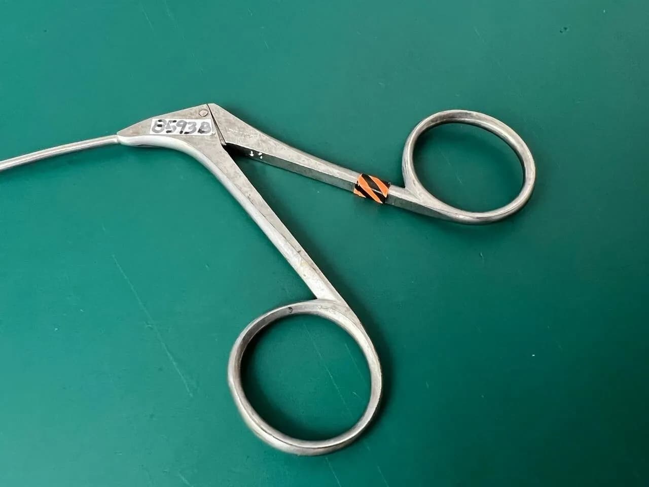 Karl Storz 8593B Kleinsasser Grasping Forceps Curved Serrated