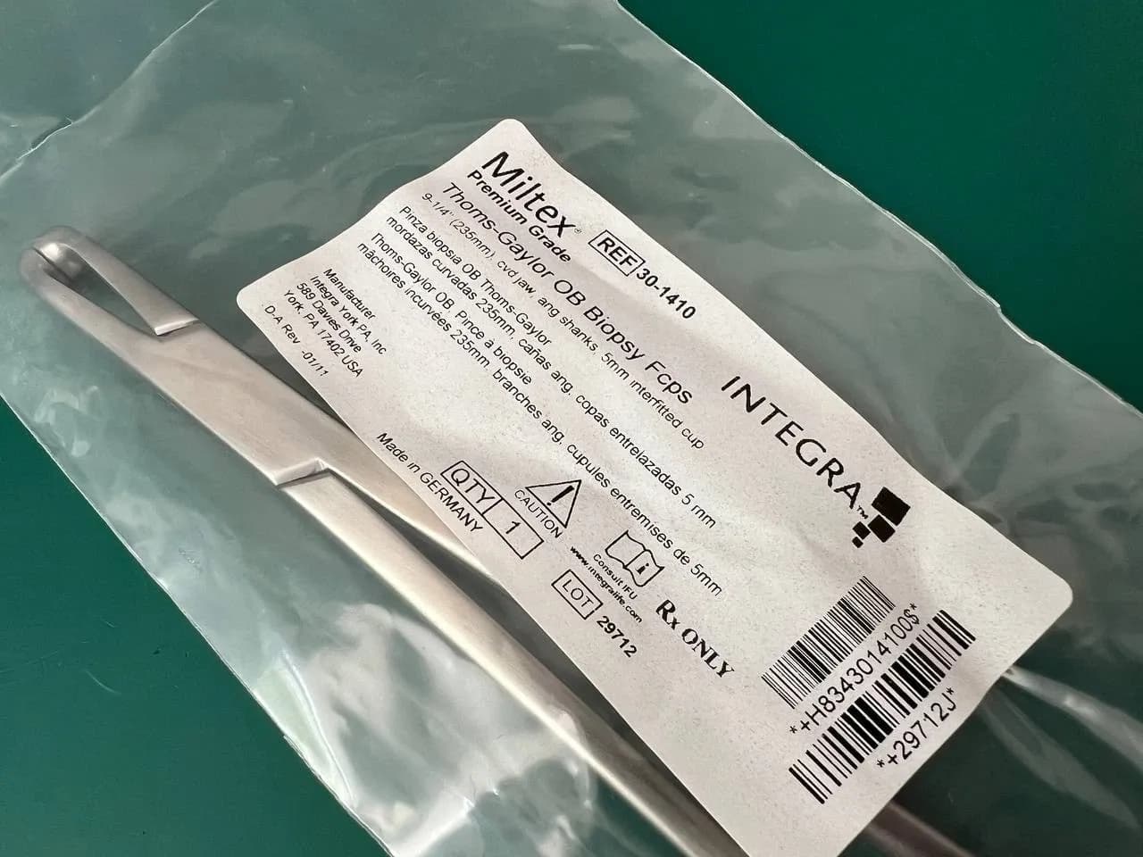 MILTEX 30-1410 THOMS-GAYLOR Uterine Biopsy Forceps, angled shank curved jaws 5mm