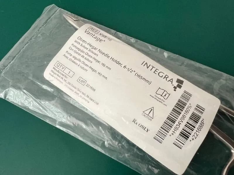 Голкотримач Vantage V98-16 Olsen-Hegar 16.5cm