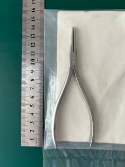 MILTEX 40-234 PLATYPUS Nail Pulling Forceps (140mm), Standard Jaws, 6.5mm wide