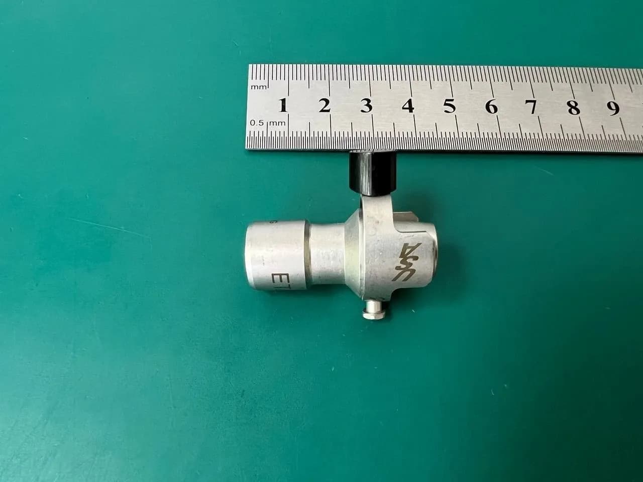 Circon ACMI ETA-LCF Locking Ellik Toomey Cysto Adaptor Continuous Flow Urology