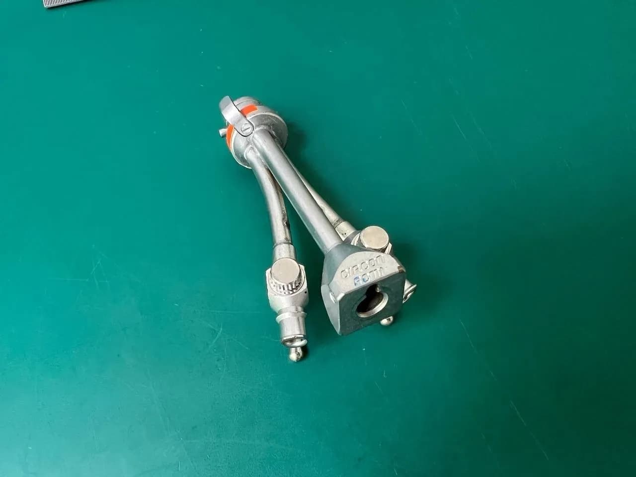 Circon ACMI M2-153 Double Horn Short Bridge Urology