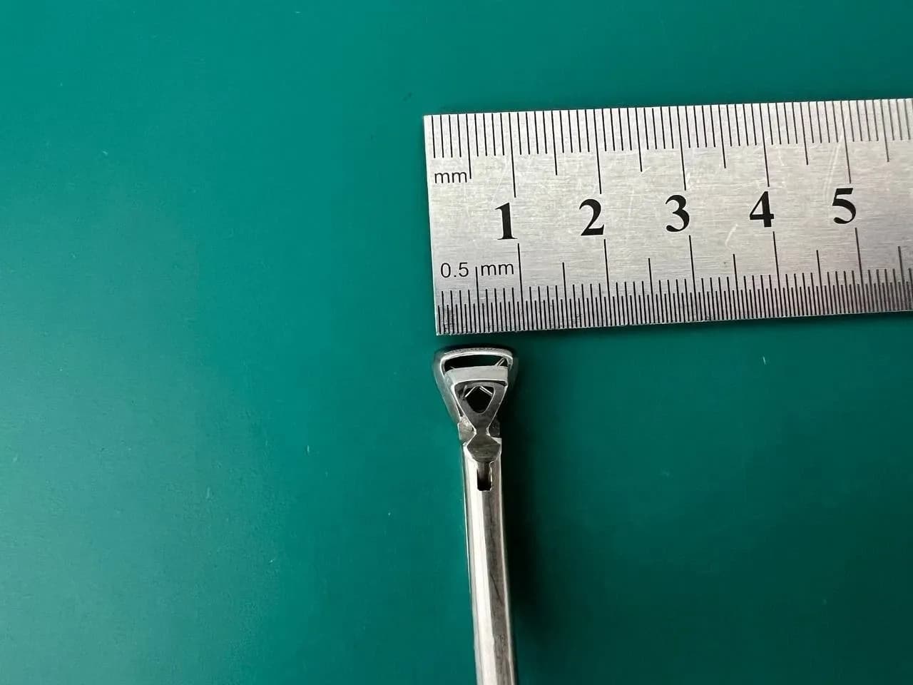 Storz N6177 Ronis Adenoid Punch Forceps No. 1. Triangular. 7mm triangular basket