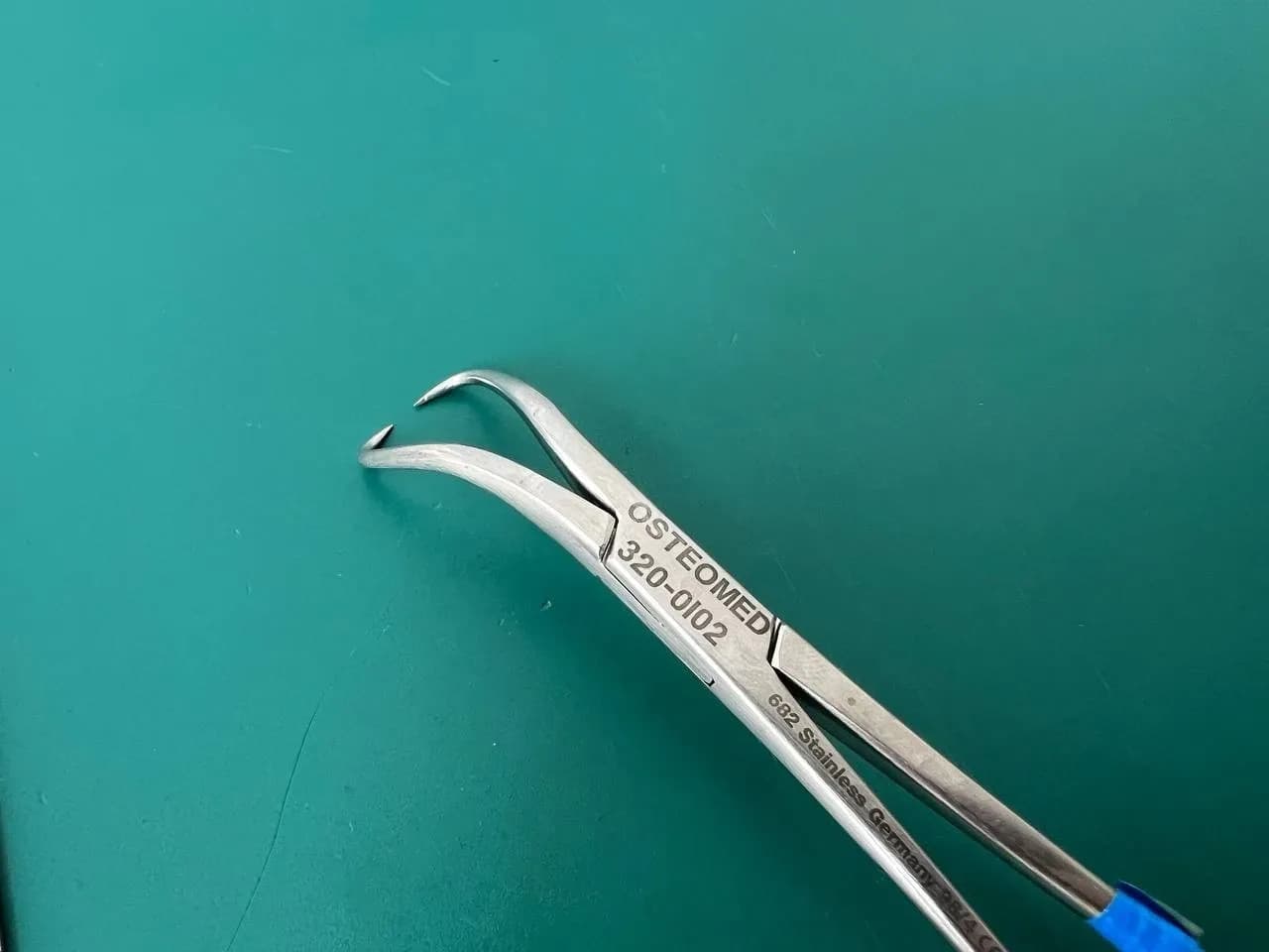Ортопедичний затискач OsteoMed 320-0102, 5″