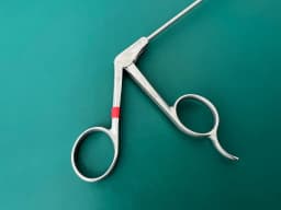 Shutt Linvatec 2.1113 Mini-Tip Arthroscopic Punch Forceps Angled 30° Left 8-7/8"