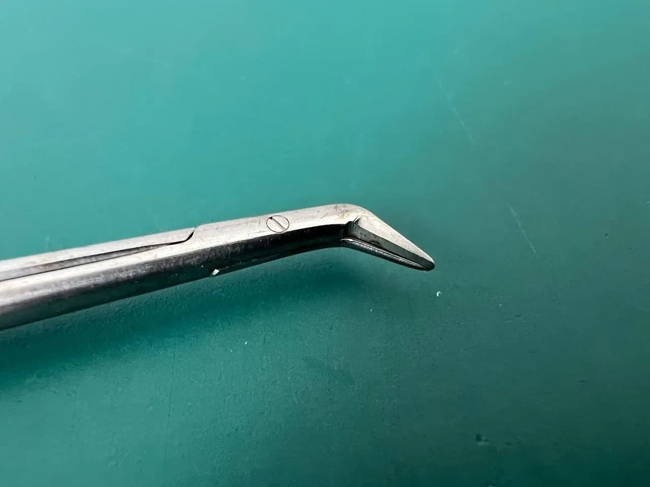 Ножиці Wexler SL0716.1F Potts, вигнуті 45°, мікро-леза, 17 см