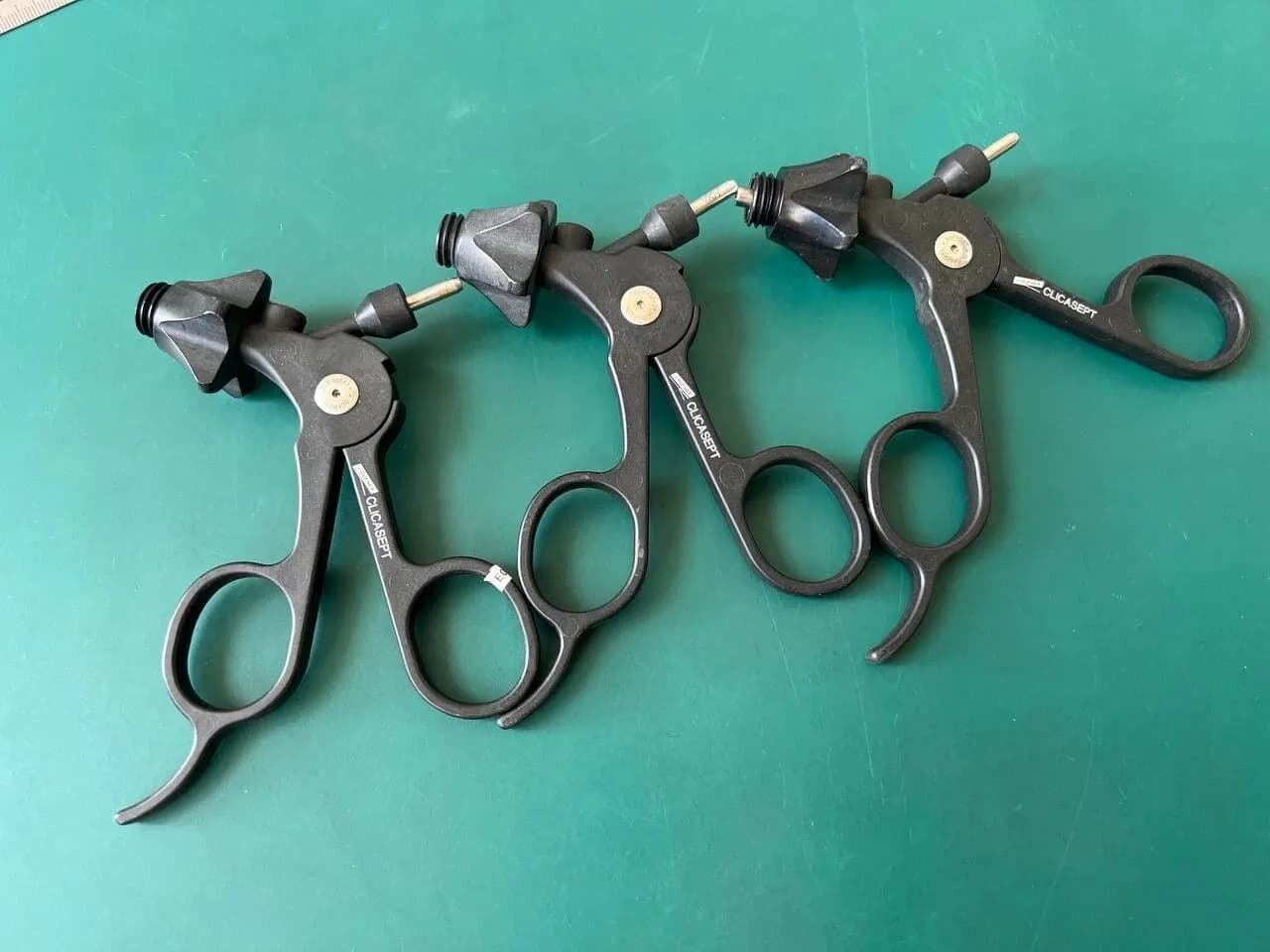 Dufner Laparoscopic Instruments, Metzenbaum scissors, DeBakey forceps, Maryland