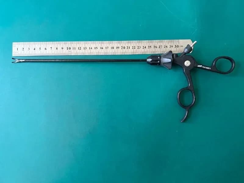 Dufner Laparoscopic Instruments, Metzenbaum scissors, DeBakey forceps, Maryland
