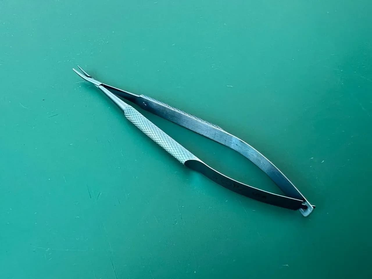 STORZ 3-205 Needle Holder 7mm Curved Fine