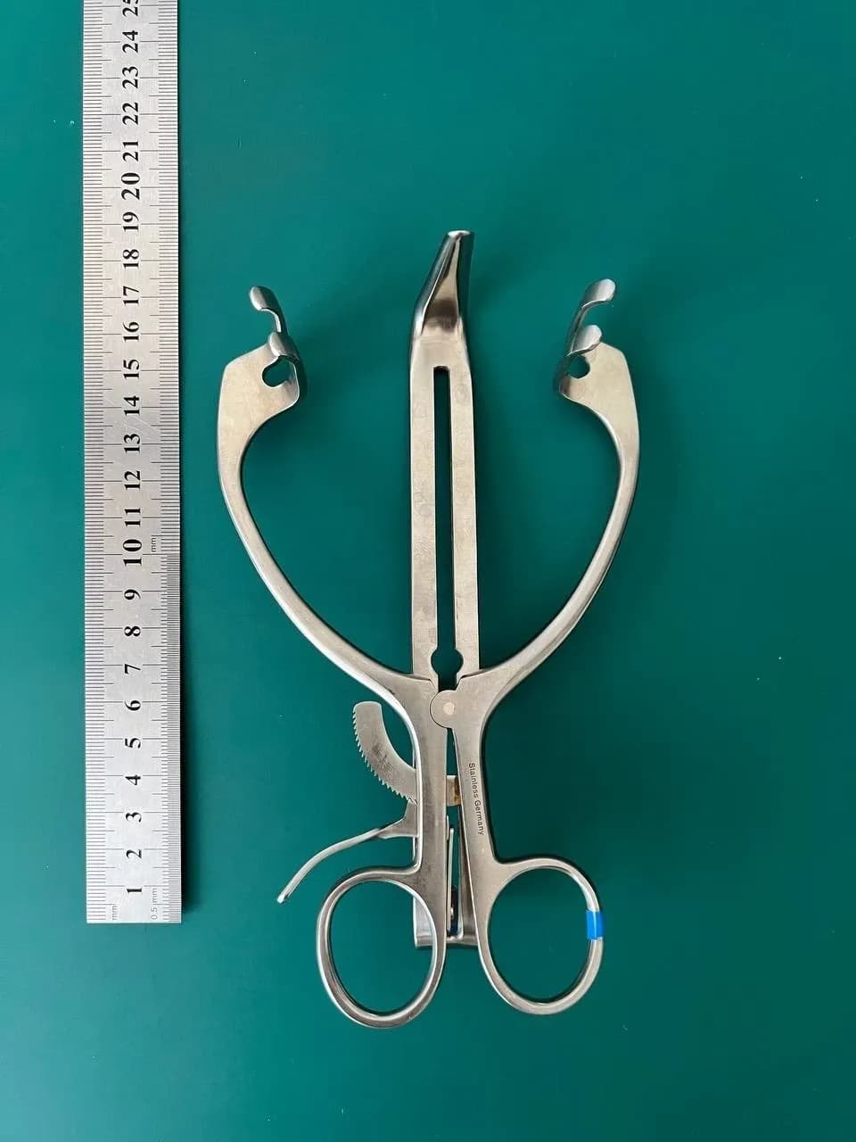 Jarit 205-235 Surgical Mayo-Adams Retractor W-Removable center Blade 6.5"