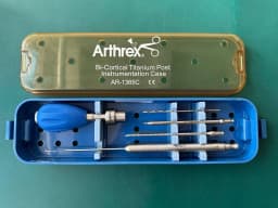 Набір інструментів Arthrex AR-1365C для бікортикальних титанових гвинтів