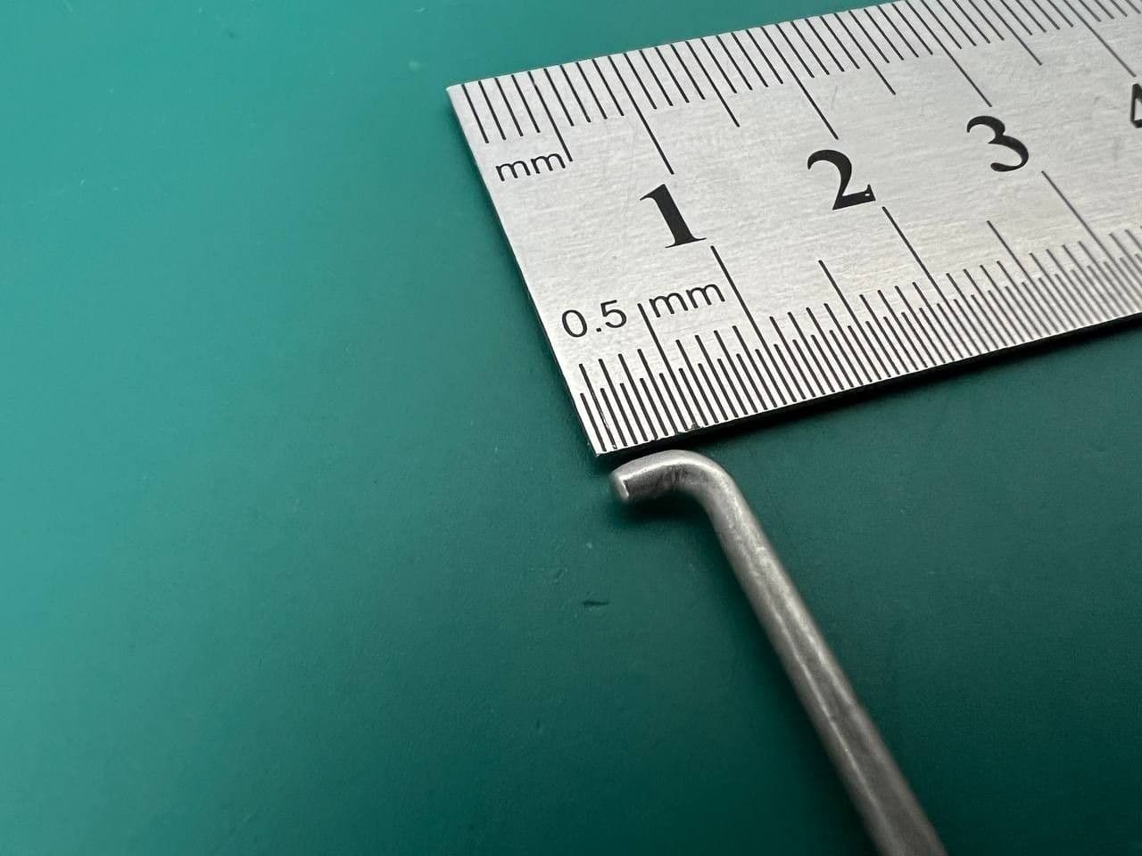 Stryker 233-032-300 4 mm Hip Probe