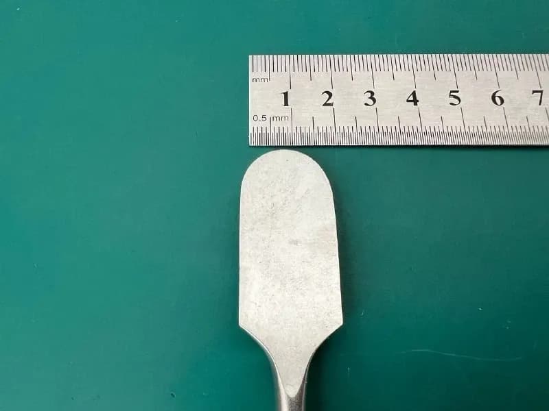 Распатор окісний 20 mm, пряме лезо із заокругленим краєм, 399.38
