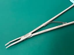 Weck HORIZON 237111 Clip Applier Forceps Medium curved 27cm
