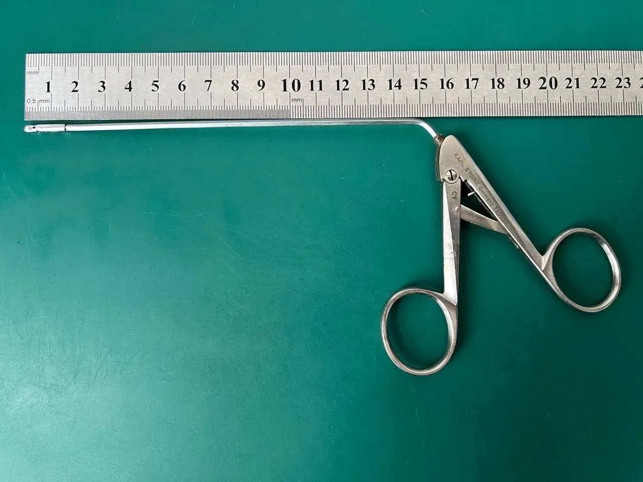 KARL STORZ 723030 Straight Biopsy Grasping Forceps Spoon oval Cupped 3x4mm 6.5"
