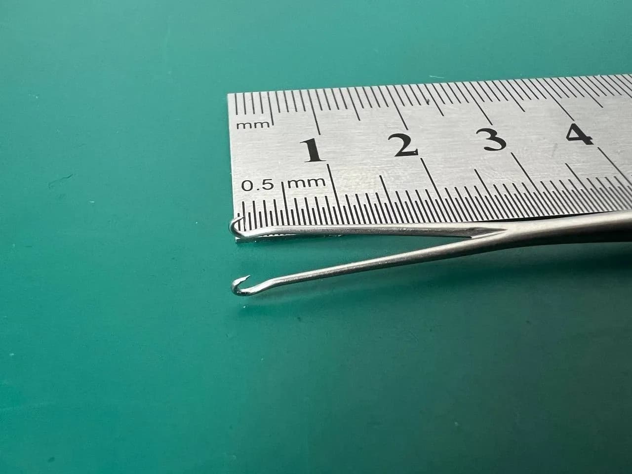 V.Mueller  RH1108 Barsky Skin Hook 6 Inch NEW