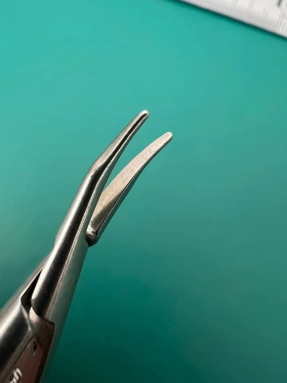 Storz E3839X Troutman Needle Holder 10mm Curved Medium Locking