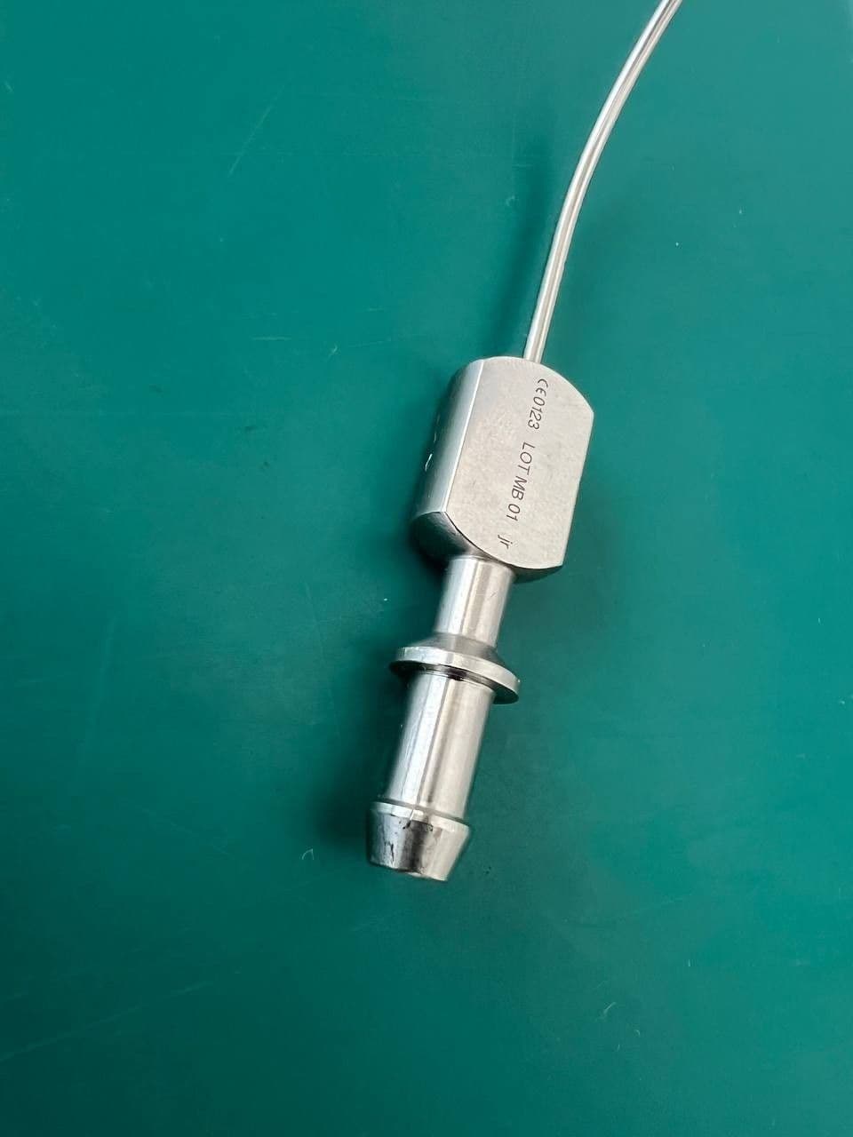KARL STORZ 8602 KLEINSASSER Suction Tube, W Cutoff Hole, Outer Diameter 2 mm