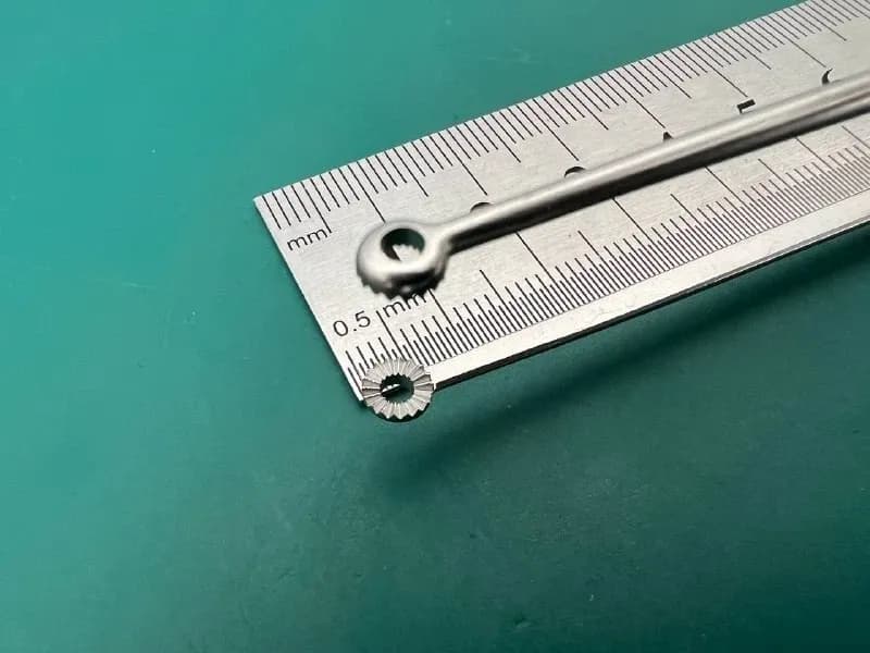 Пухлинний пінцет Aesculap BD766R Hunt, 5 mm, 200 mm