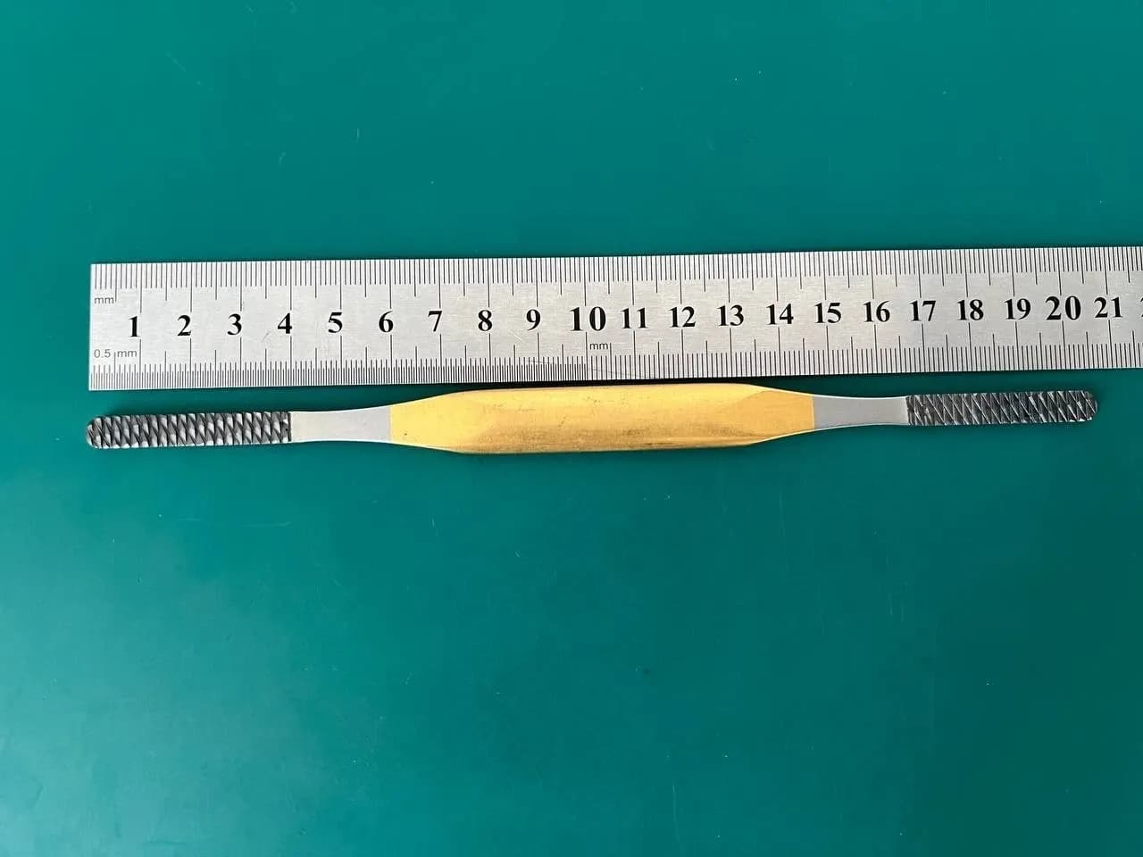 Распатор Aesculap OL425 Fomon з TC, двобічний, Fig. 5/6, 20.5cm (8.2″)