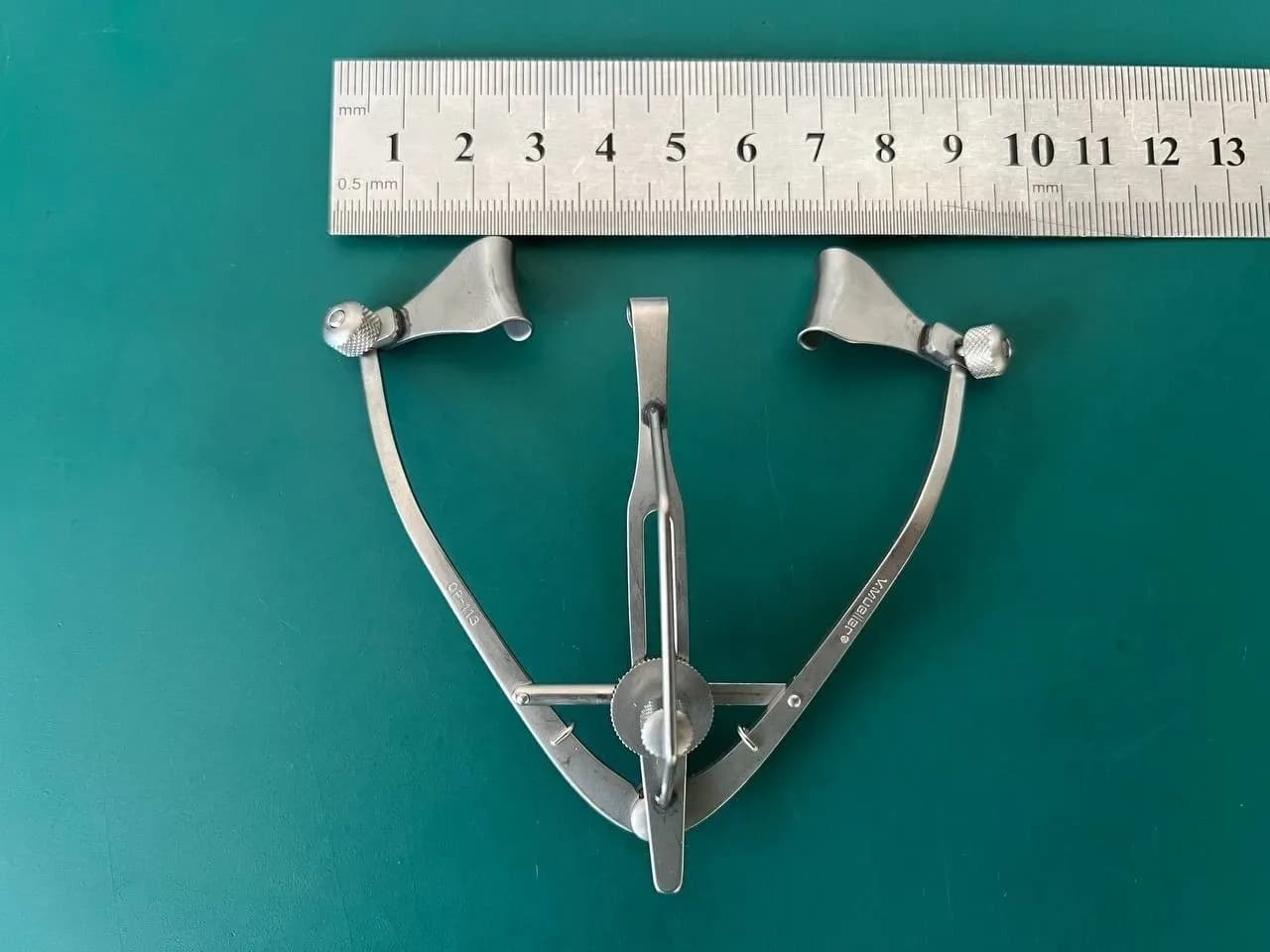 V.Mueller OP-113 Maumenee-Park Eye Specula