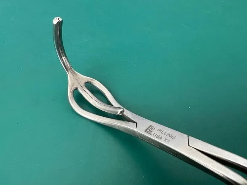 Pilling 35-3584 LEMOLE-STRONG AORTA CLAMP, Debakey Clamp