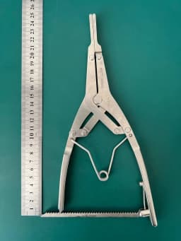 SDI RT0011 Hook Distractor