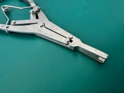 SDI RT0011 Hook Distractor