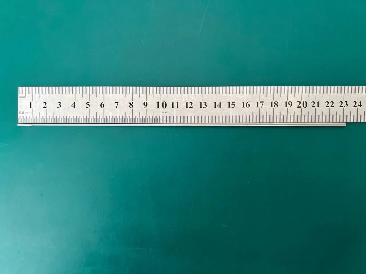 Karl Storz 8656L Elevator, slightly curved, blunt, 23 cm