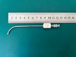 Антральна канюля Karl Storz 586026 Eiken, довга, вигнута, Luer Lock, 2.5 мм x 12.5 см