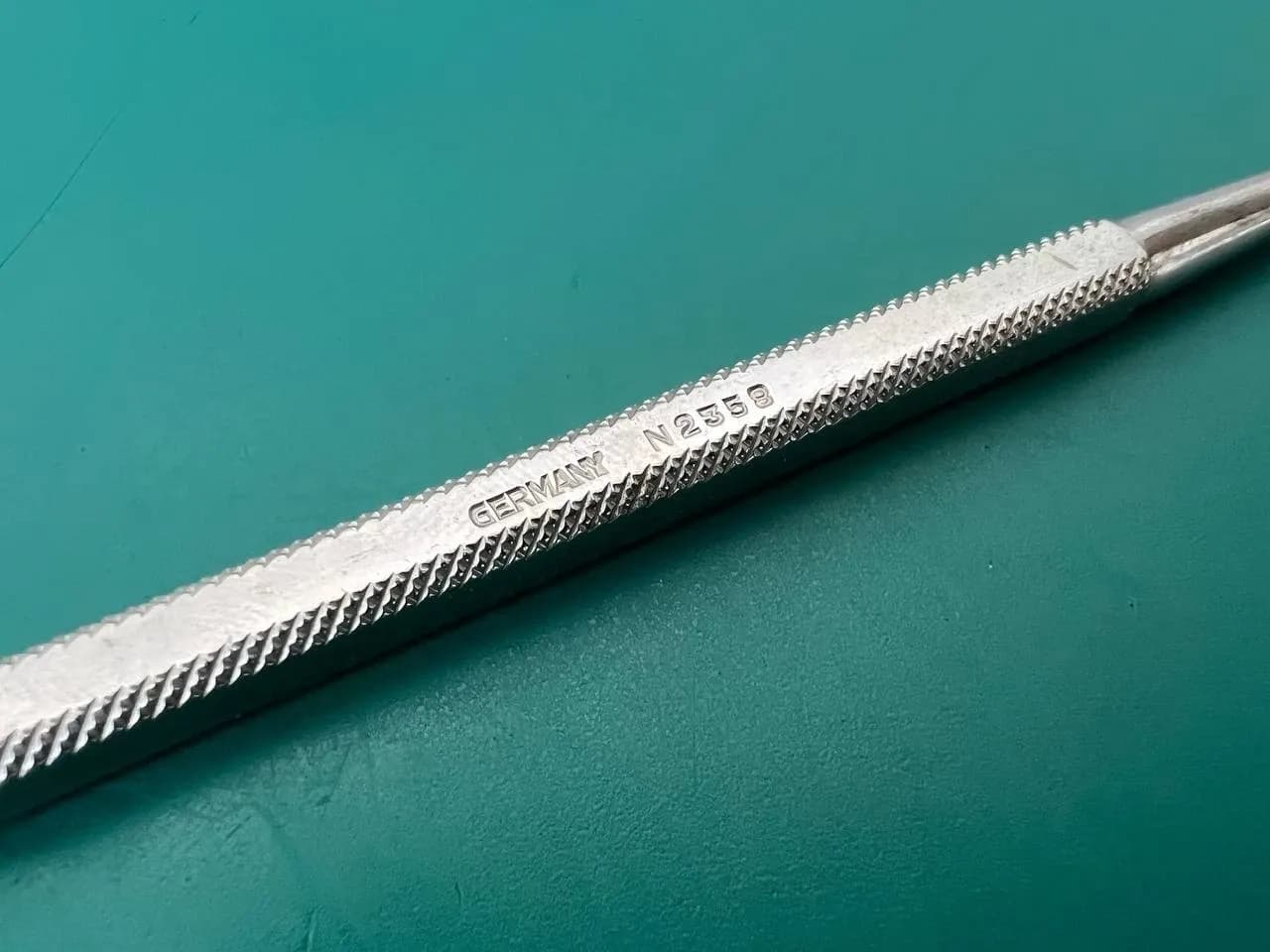 Storz N2358 Hajek-Ballenger Elevator Double-ended. Blunt and semi sharp 5mm tips