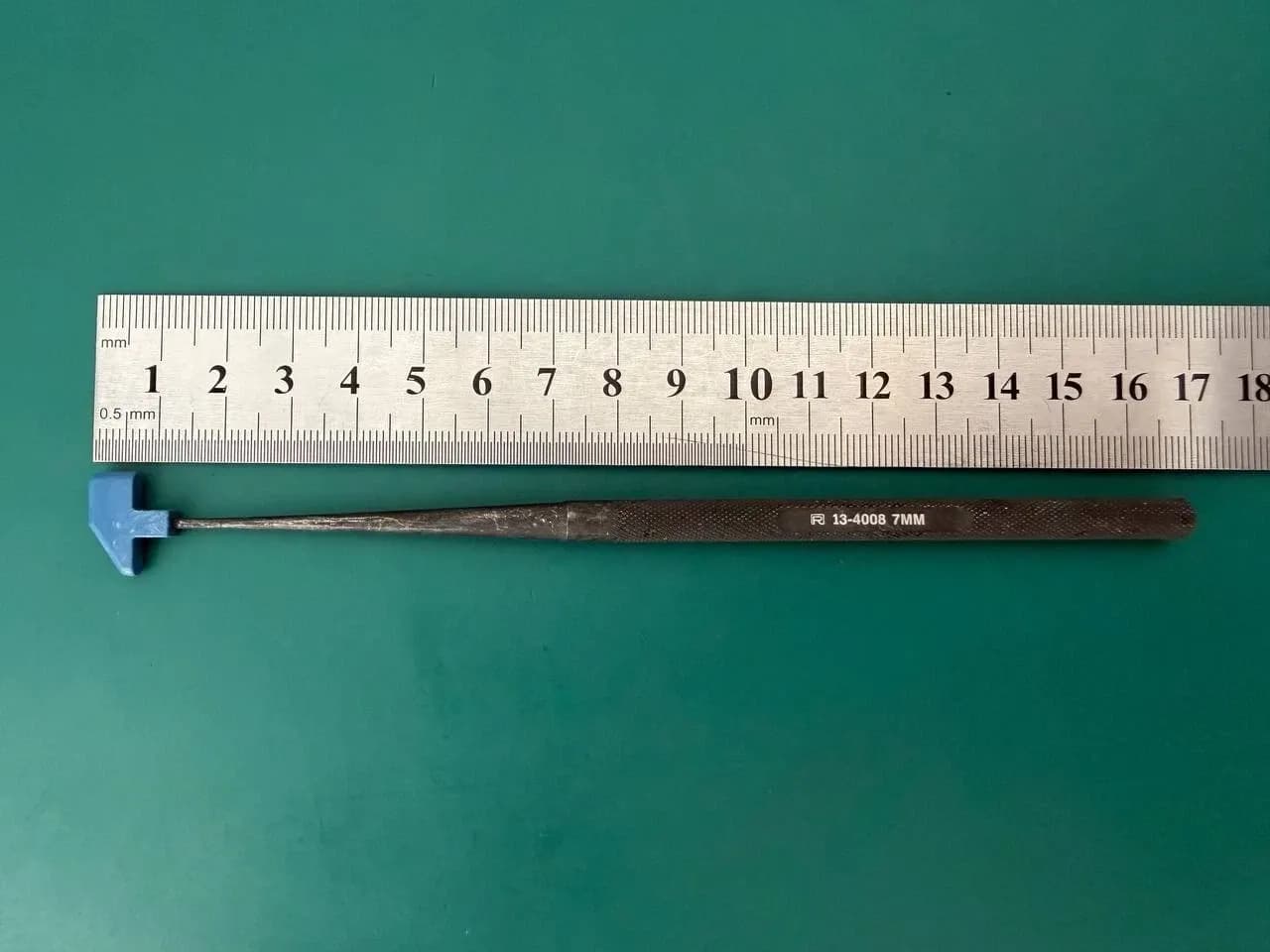 RICHARDS 13-4008 VOCOM 7mm (Head) Instrument
